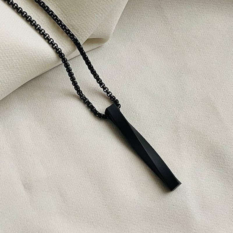 ست گردنبند و بنگل پیچ خورده ( مشکی )